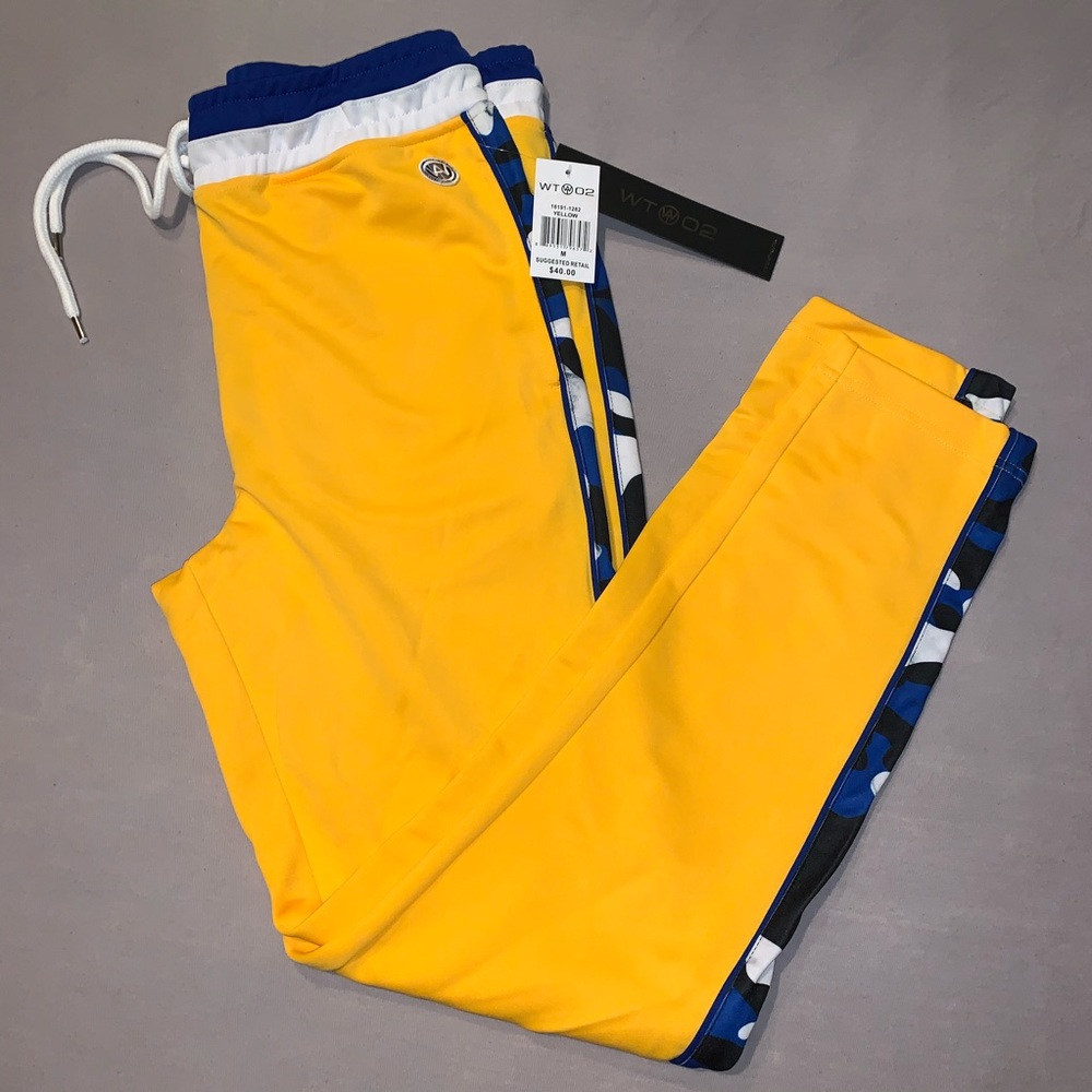 WT02 joggers w/ Camo stripe